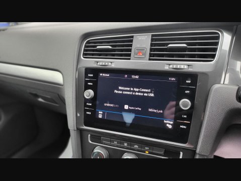 Volkswagen Golf SE NAVIGATION TSI BLUEMOTION TECHNOLOGY 21