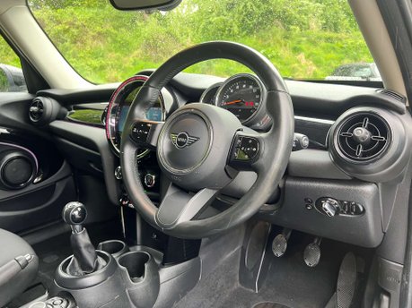 Mini Hatch 1.5 Cooper Classic 5dr 19