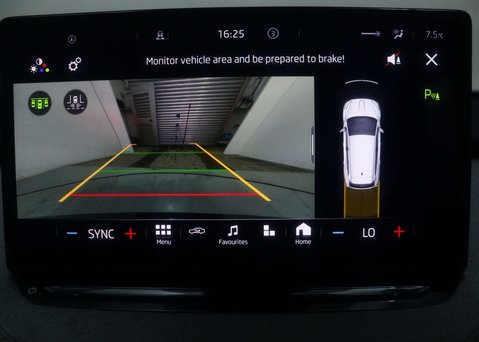 Skoda Enyaq Enyaq iV 60 Nav Lounge 5dr 29