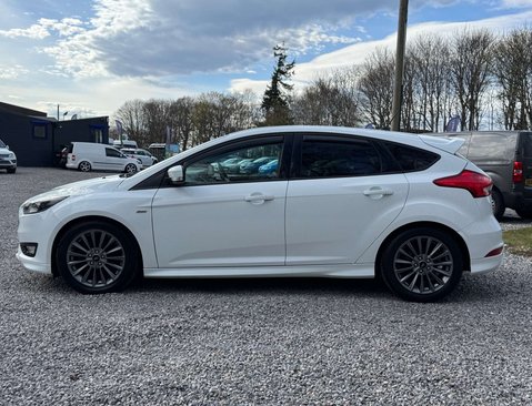 Ford Focus 1.0 Focus ST-Line 5dr 7