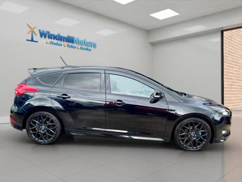 Ford Focus 1.0T EcoBoost ST-Line Euro 6 (s/s) 5dr