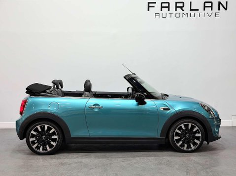 Mini Convertible 1.5 Cooper Convertible 2dr Petrol Steptronic Euro 6 (s/s) (136 ps) 17