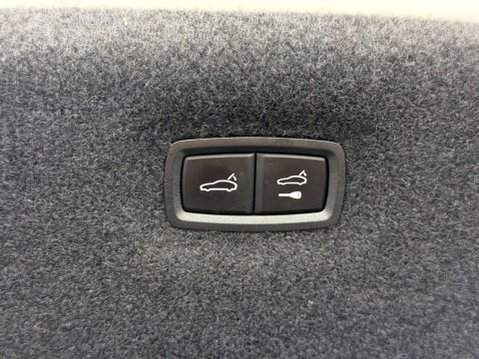 Porsche Taycan Performance 79.2kWh 4S Saloon 4dr Electric Auto 4WD (530 ps) 40