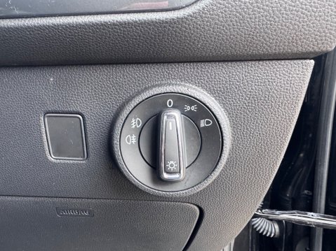 SEAT Ateca ECOTSI SE TECHNOLOGY 16