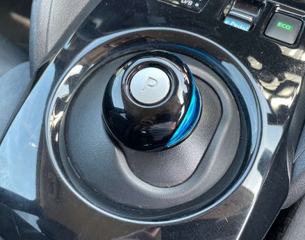 Nissan LEAF Leaf Tekna 5dr 110kw 39kwh (Automatic) 48