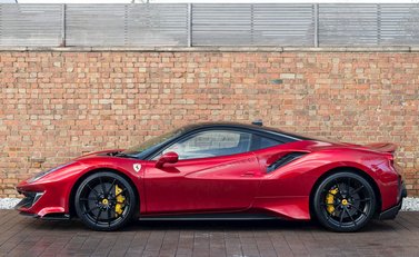 Ferrari 488 Pista 2
