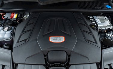 Porsche Cayenne Turbo GT 33