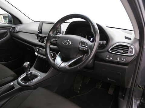 Hyundai i30 1.0 T-GDi Blue Drive SE Euro 6 (s/s) 5dr 21