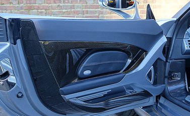 Porsche Carrera GT 14