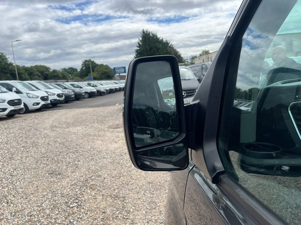 Ford Transit Custom SWB L1H1 Low Roof Limited 280 Air Con Sensors Sport Bodytkit Fitted EURO 6 19