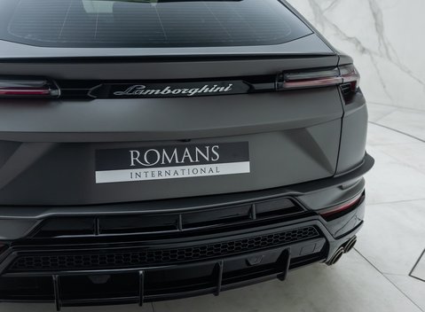 Lamborghini Urus S 31