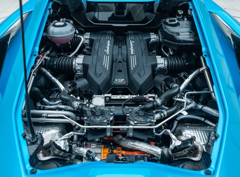 Lamborghini Revuelto 42