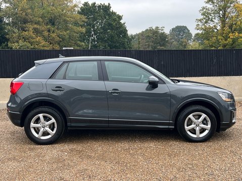 Audi Q2 TFSI SE 5