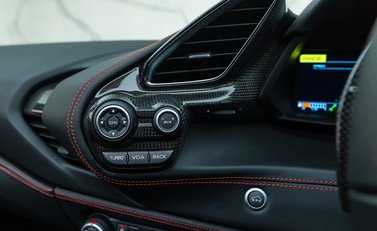 Ferrari 488 SPIDER 22