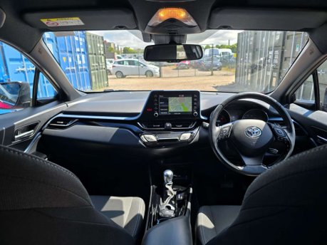 Toyota C-HR 2.0 VVT-h GPF Design SUV 5dr Petrol Hybrid CVT Euro 6 (s/s) (184 ps) 6