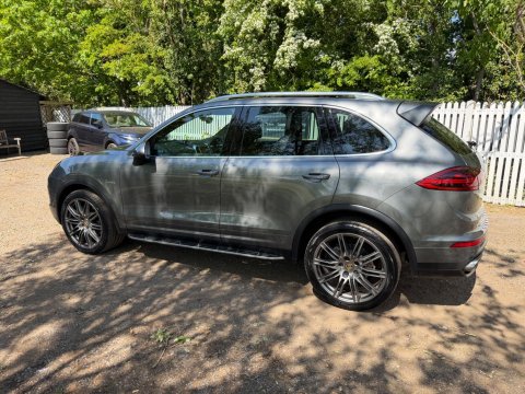 Porsche Cayenne D V6 TIPTRONIC S 7