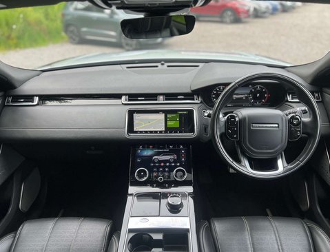 Land Rover Range Rover Velar 3.0 Range Rover Velar R-Dynamic HSE D300 Auto 4WD 5dr 14