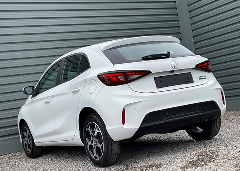 MG MG3 1.5 HYBRID+ SE 14