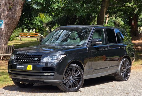 Land Rover Range Rover 3.0 Range Rover Vogue TDV6 Auto 4WD 5dr