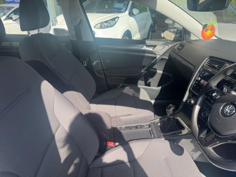 Volkswagen Golf 1.4 TSI BlueMotion Tech SE Nav Euro 6 (s/s) 5dr 23