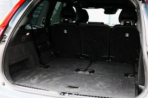 Volvo XC90 2.0 XC90 R-Design B5 MHEV AWD Auto 4WD 5dr 19