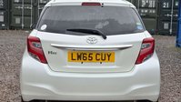 Toyota Yaris 1.33 Dual VVT-i Design Hatchback 5dr Petrol Multidrive S Euro 6 (99 ps) 12
