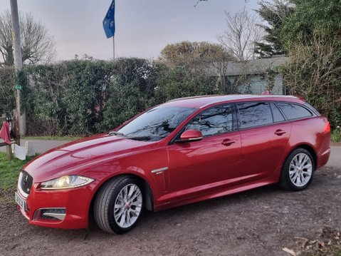 Jaguar XF D R-SPORT SPORTBRAKE 11