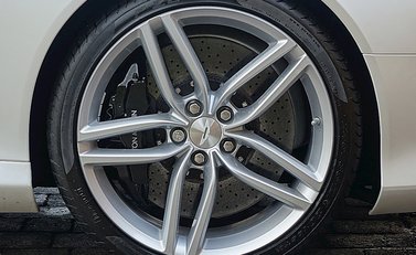 Aston Martin DB9 Volante 14