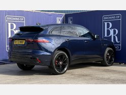 Jaguar F-Pace 2.0 D200 MHEV R-Dynamic Black SUV 5dr Diesel Auto AWD Euro 6 (s/s) (204 ps) 4