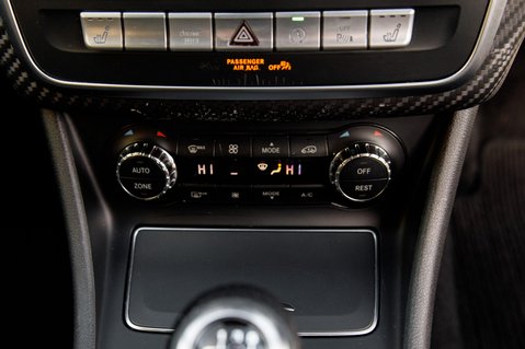 Mercedes-Benz A Class A 200 AMG LINE EXECUTIVE 40