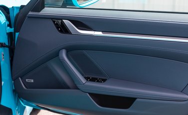 Porsche 911 (992) Carrera S 23