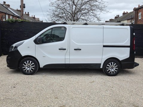 Vauxhall Vivaro 1.6 CDTi 2900 ecoFLEX L1 H1 Euro 5 (s/s) 5dr 10