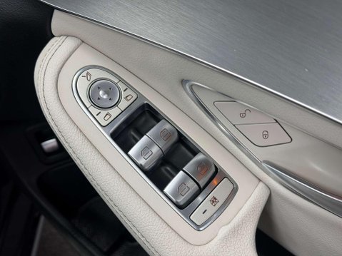 Mercedes-Benz C Class 1.6 C200d Sport Saloon 4dr Diesel G-Tronic+ Euro 6 (s/s) (136 ps) 42