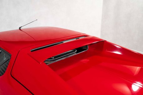 De Tomaso Pantera L. HUGE HISTORY PORTFOLIO. IMMACULATE EXAMPLE. 37