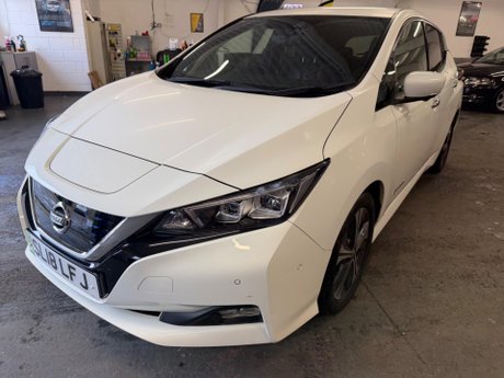 Nissan LEAF 40kWh Tekna Auto 5dr 3
