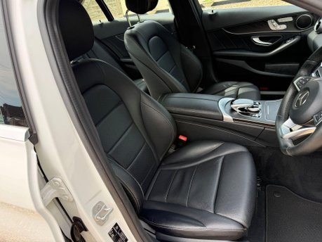Mercedes-Benz C Class 2.1 C220d AMG Line (Premium) 7G-Tronic+ Euro 6 (s/s) 4dr 27