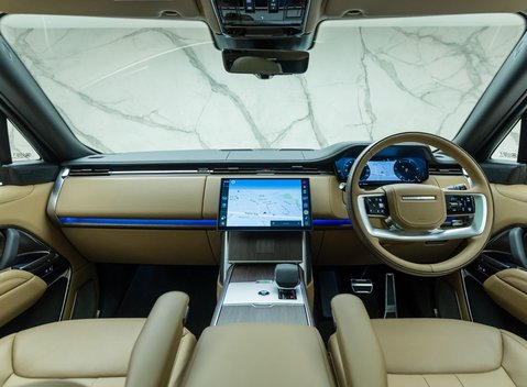 Land Rover Range Rover D350 AUTOBIOGRAPHY LWB 22