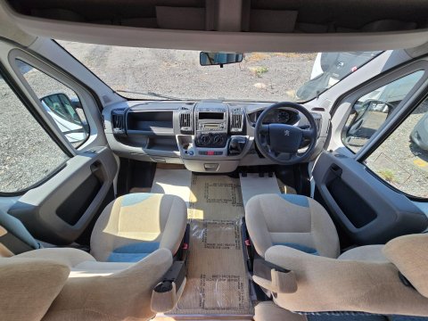 Auto-Sleepers Orian Pavo 21