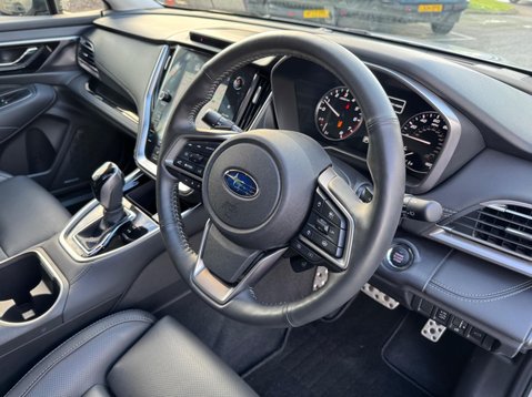 Subaru Outback TOURING 22