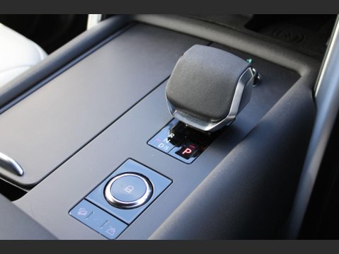 Land Rover Discovery R-DYNAMIC HSE MHEV 24