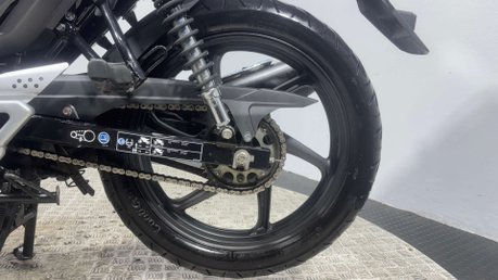 Honda CBF125 CBF125 2012 ONLY 5K MOT SERVICED ICONIC LEARNER BIKE 125CC 41