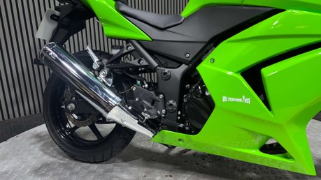 Kawasaki Ninja 250 EX 2008 ONLY 160 MILES OUTSTANDING CONDITION A2 READY 250CC 15