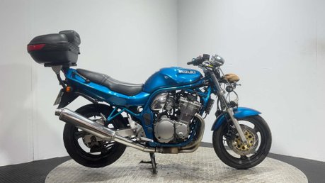 Suzuki Bandit 600 GSF 1998 25K PROJECT BIKE 600CC A2 BIKE NAKED SPARES OR REPAIR 1