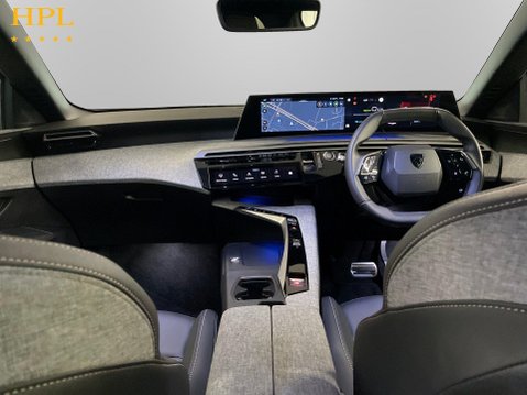 Peugeot 3008 73kWh Allure SUV 5dr Electric Auto (210 ps) 19