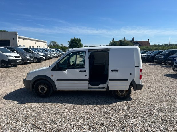 Ford Transit Connect SWB L1H1 Low Roof NO VAT 11
