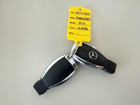 Mercedes-Benz GLA 2.1 GLA220d AMG Line (Premium Plus) SUV 5dr Diesel 7G-DCT 4MATIC Euro 6 (s/ 24