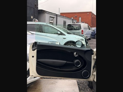 Mini Convertible 1.6 Cooper 2dr 36