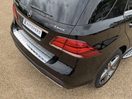 Mercedes-Benz GLE GLE 250 D 4MATIC AMG LINE PREMIUM 23