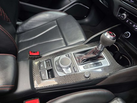 Audi RS3 2.5 TFSI Sportback 5dr Petrol S Tronic quattro Euro 6 (s/s) (400 ps) 11