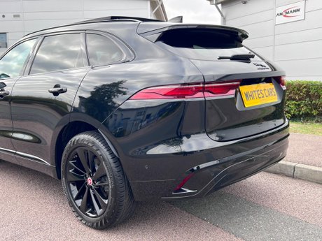 Jaguar F-Pace 2.0 D200 MHEV R-Dynamic SE Auto AWD Euro 6 (s/s) 5dr 66